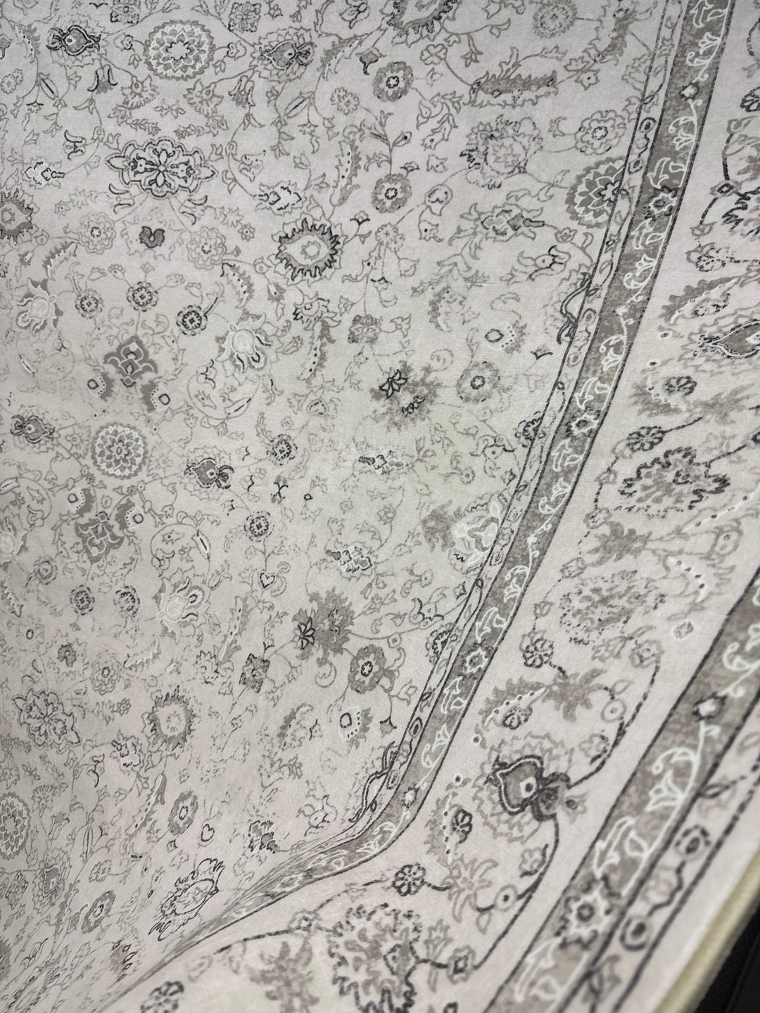 Roma luxe 226 cream