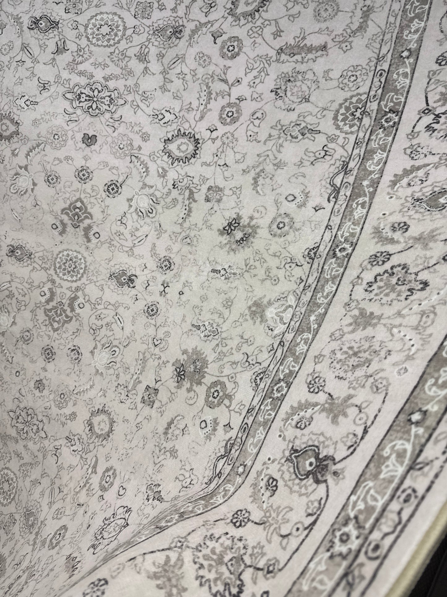 Roma luxe 226 cream